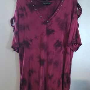 Rock and Republic tie dye cold shoulder top